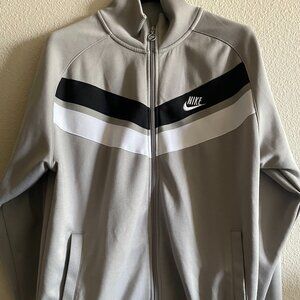 Nike jersey jacket - large
